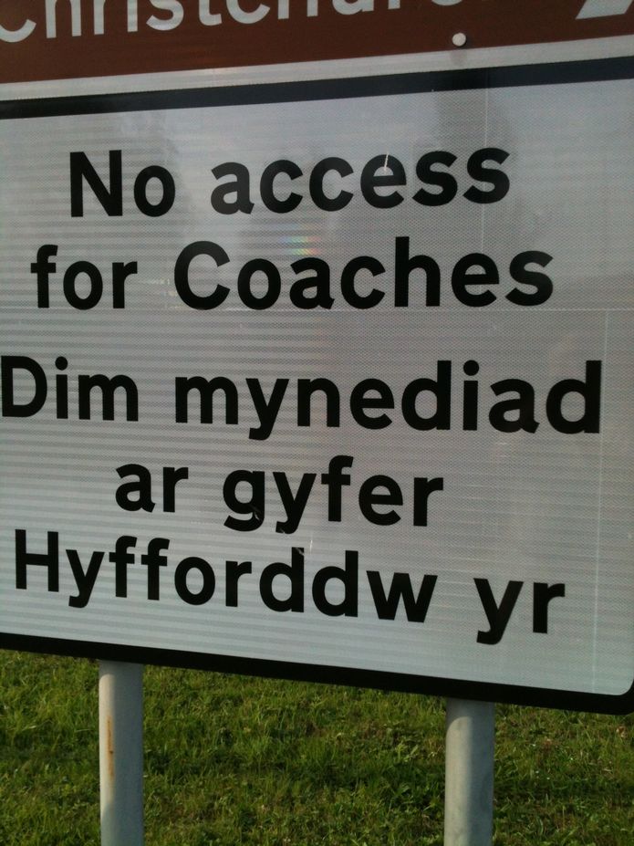 Business Language Services sign1 Business Language Services NEWPORT COUNCIL TRANSLATION BLUNDER